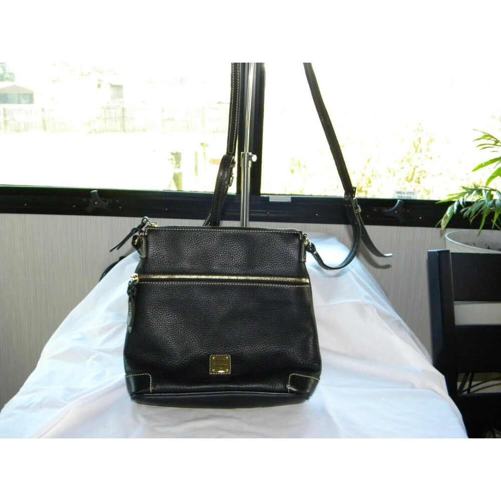 Dooney & Bourke Black Pebble Grain Leather Large Crossbody Shoulder Bag Purse